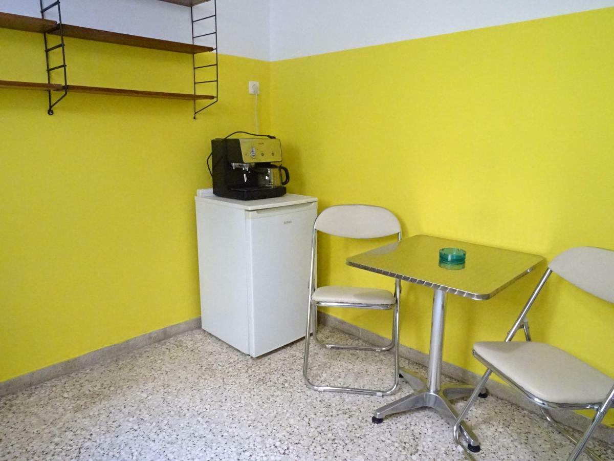 Down Town Comfort Apartment Athen Eksteriør bilde