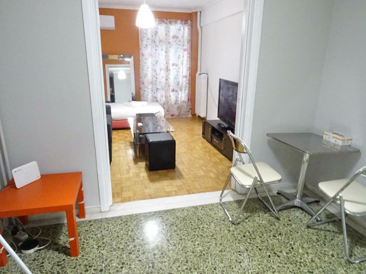 Down Town Comfort Apartment Athen Eksteriør bilde